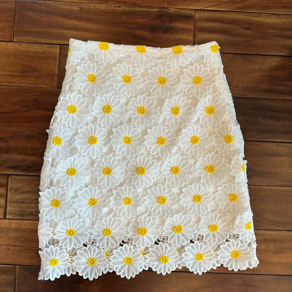 Altar'd State White and Yellow Daisy Crochet Cut Out Mini Skirt Size XS - Picture 2 of 4